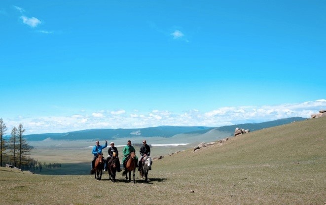 horseback riding in mongolia, riding by khuvsgul lake, mongolia, deann rebello